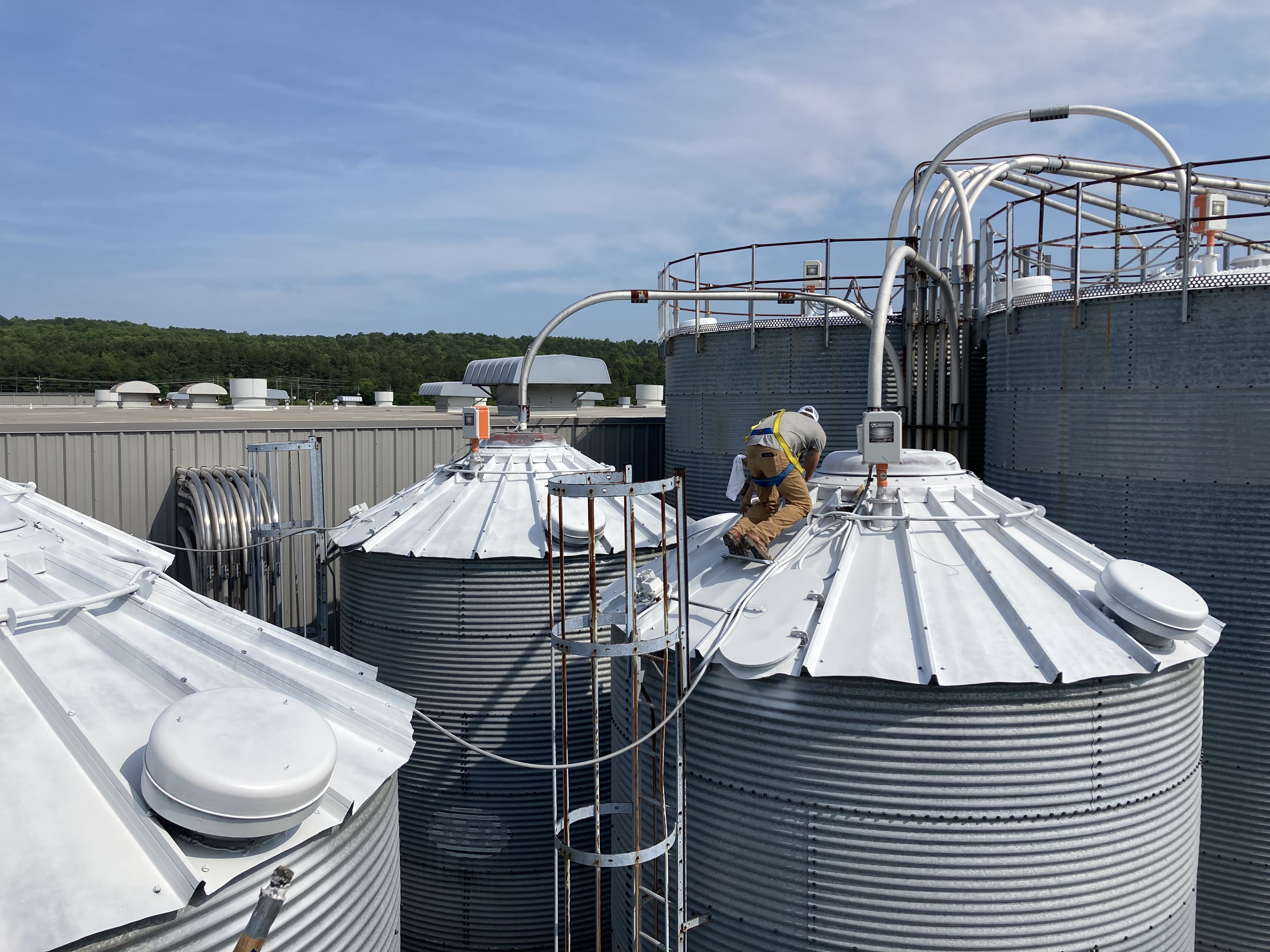 Industrial tank painting project